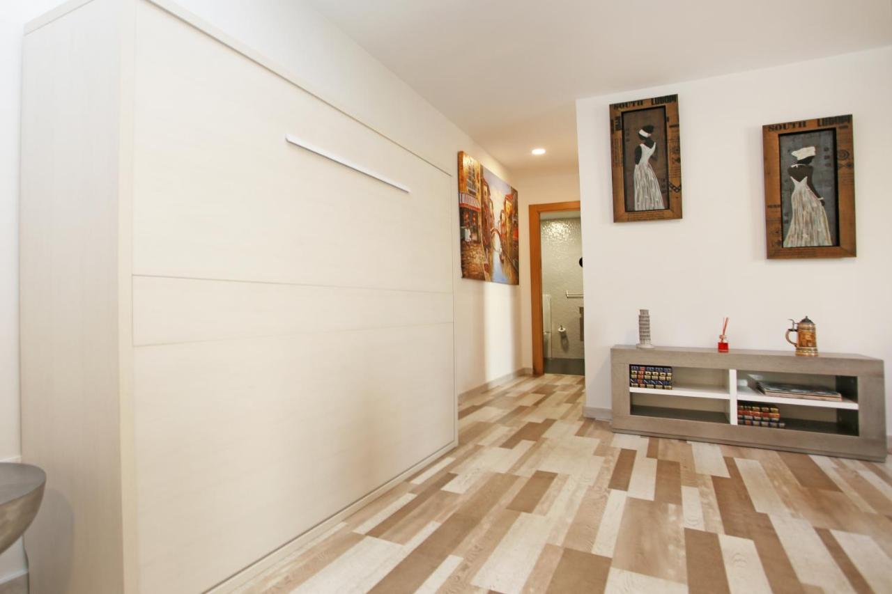 Apartment Holidays2Malaga Paseo Maritimo Antonio Banderas Sea View & Terrace *