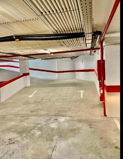 Estudio Con Parking Centro De By Grupo Bmorales Apartment