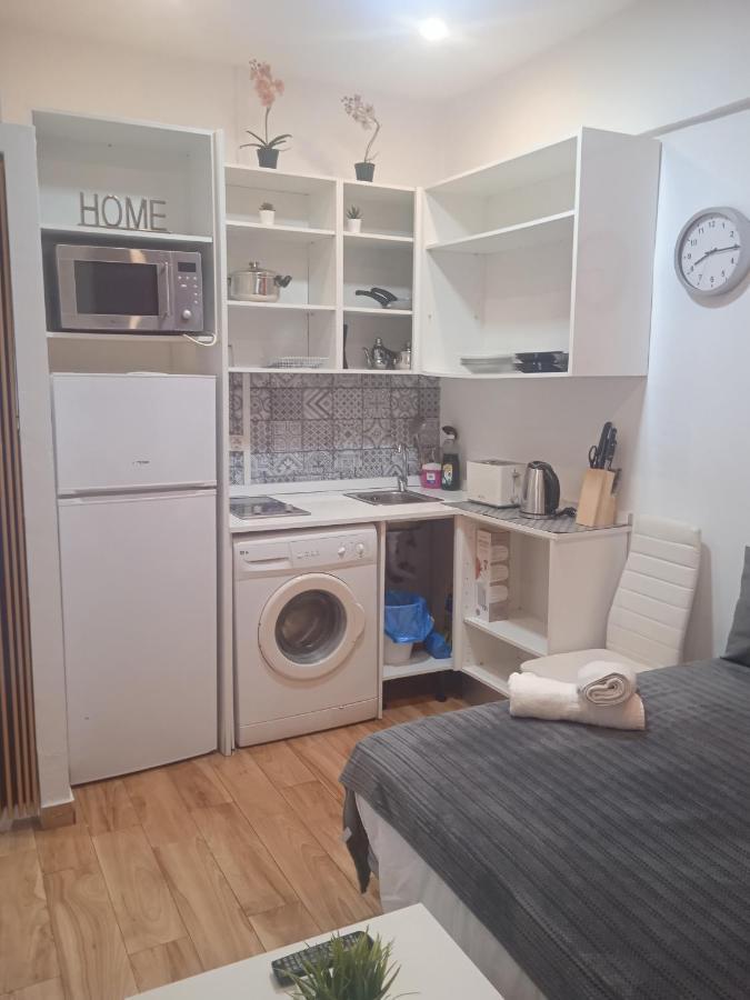 Estudio Cerca Del Carrefour Rosaleda Málaga