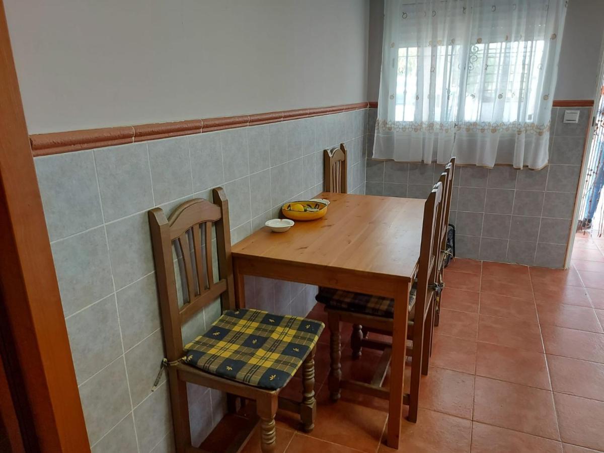 Andalusian With Barbecue, Pool And Wifi Vakantiehuis *