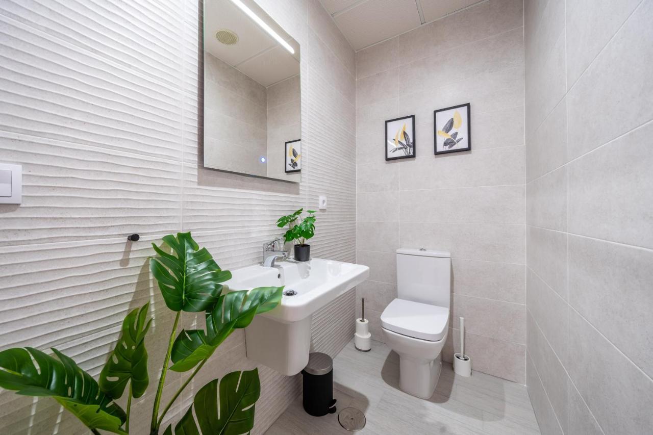 Centre Pool & Parking Apartamento