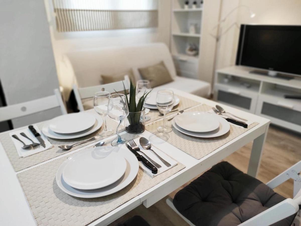 Apartment Holidays2malaga Velarde Cerca Hospital Civil Y Centro *
