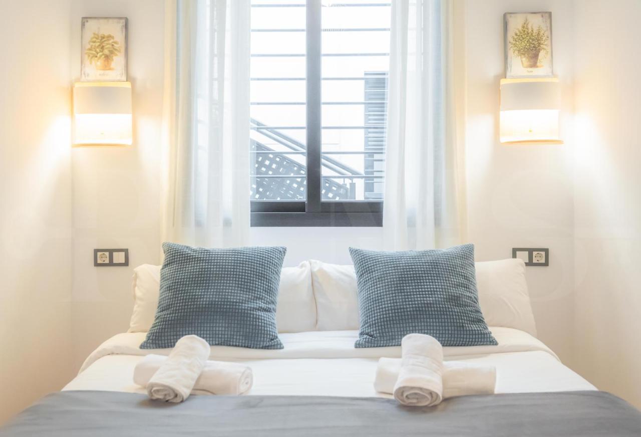 Relaxing With Community Pool & Parking- Center Apartment Malaga