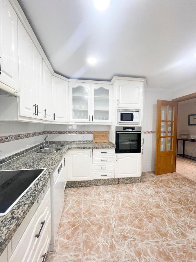 Holidays2malaga Tomas De Echeverria 150 Mts To Beach & High Speed Wifi & Parking * Malaga