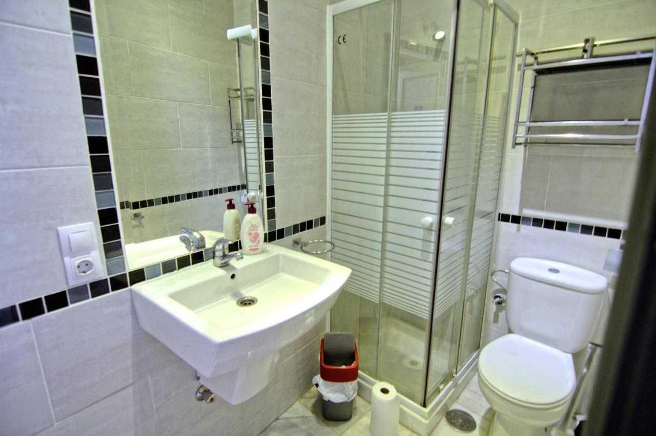 Homestay Low Cost Rooms Teatro Malaga