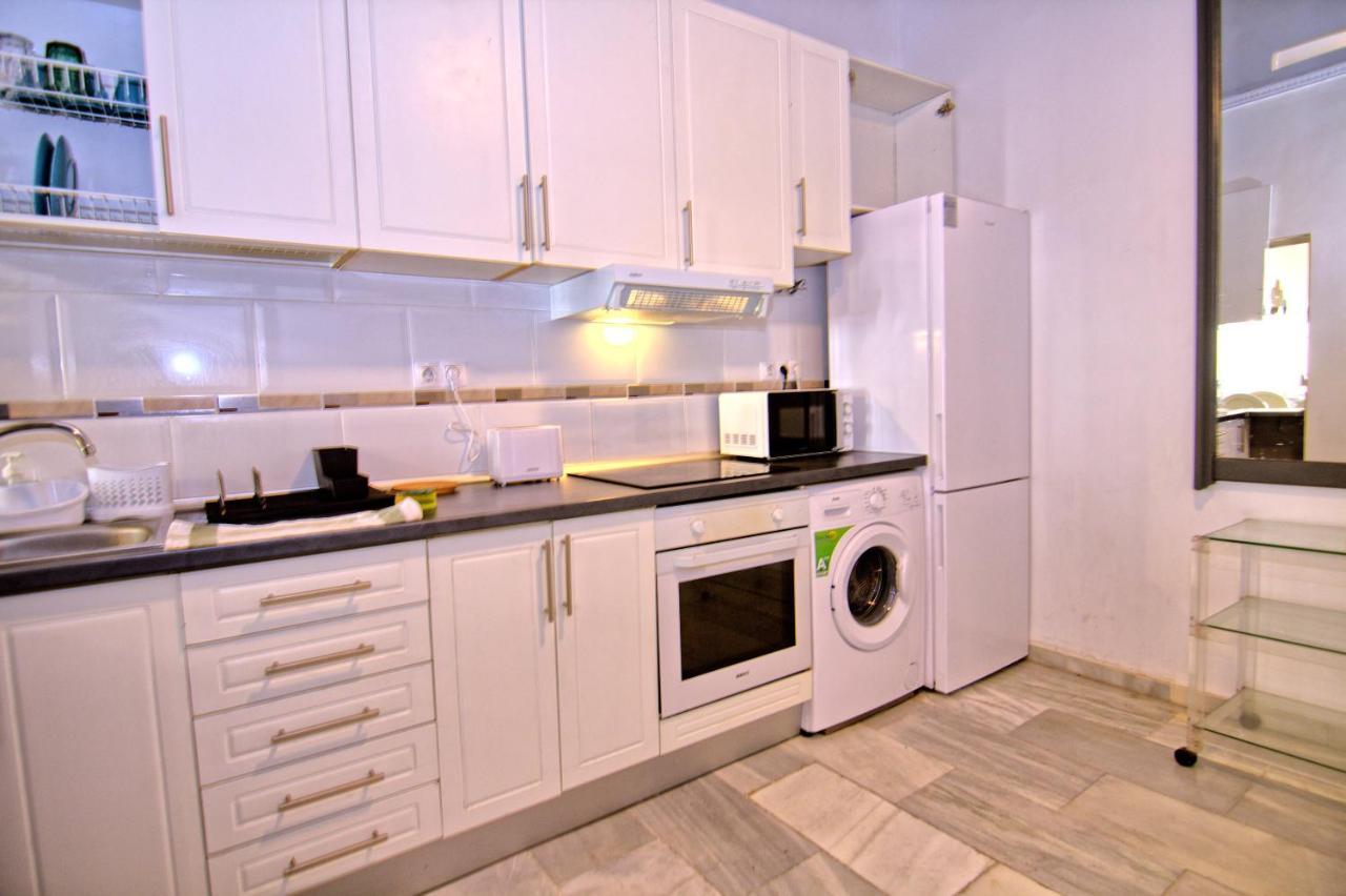 Homestay Low Cost Rooms Teatro
