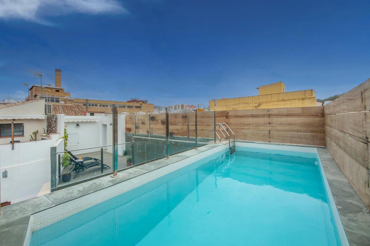 New -shared Pool & Solarium- 1b Málaga
