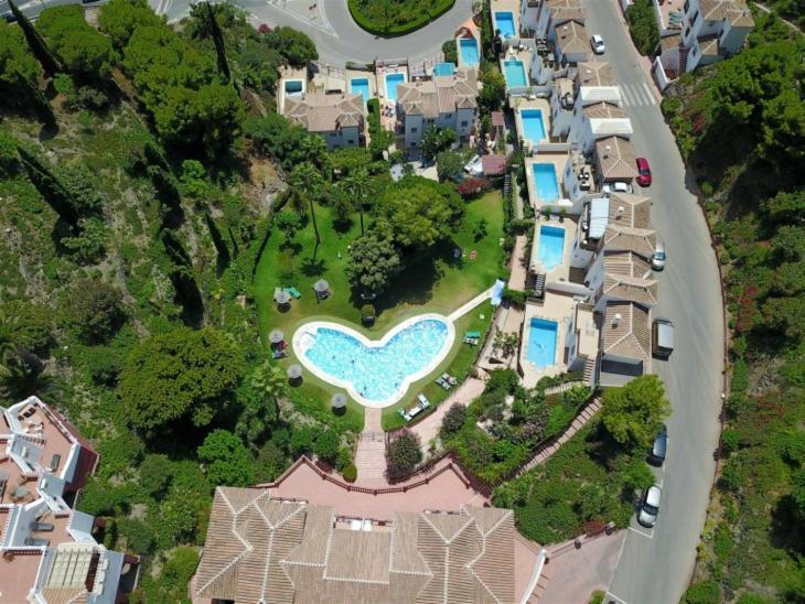 Amazing 2 Bedroom 2 Bathroom In Ladera De Mar, Nerja Appartement