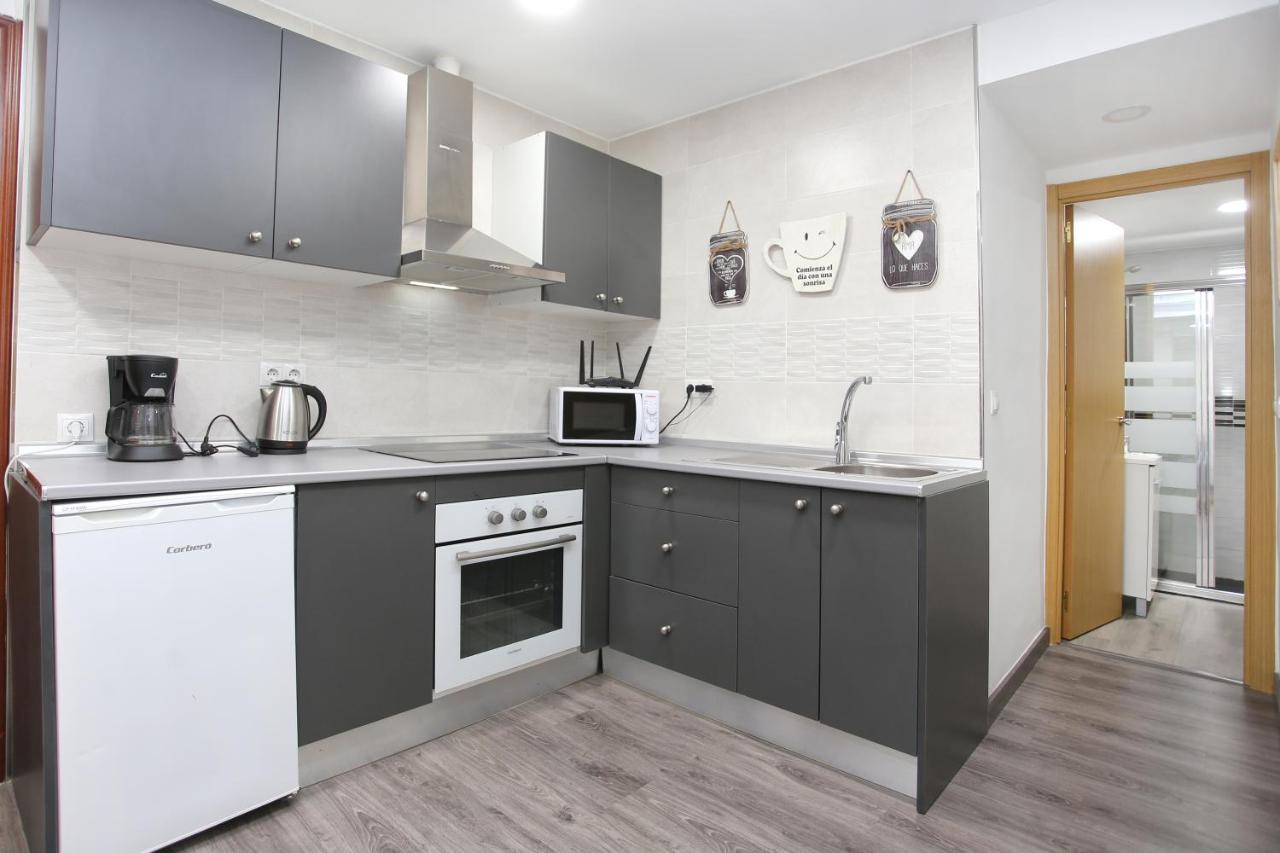 Apartamento En Calle Mendoza - Zona Huelin & 300 Mts De La Playa *