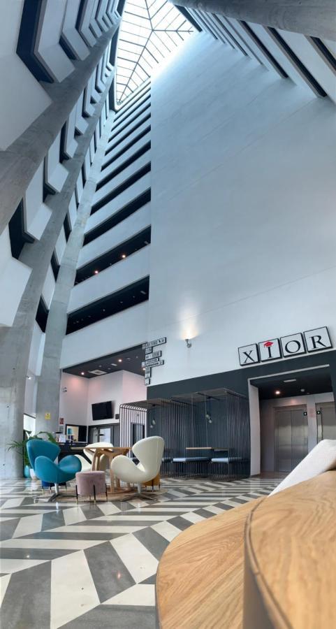 Residencia De Estudiantes Xior Teatinos Solo Estudiantes * Málaga