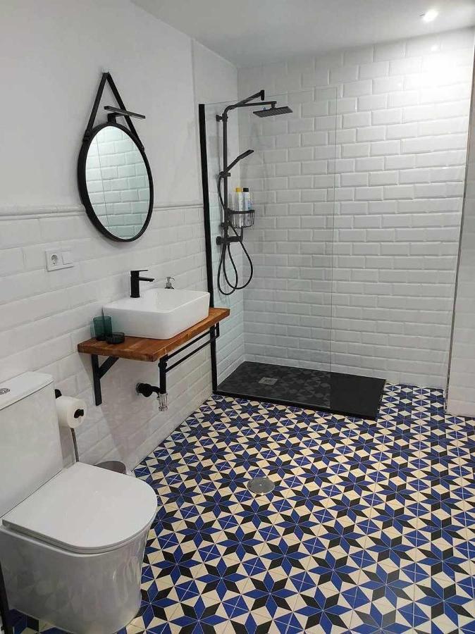 Claveles By Lets Apartamento *