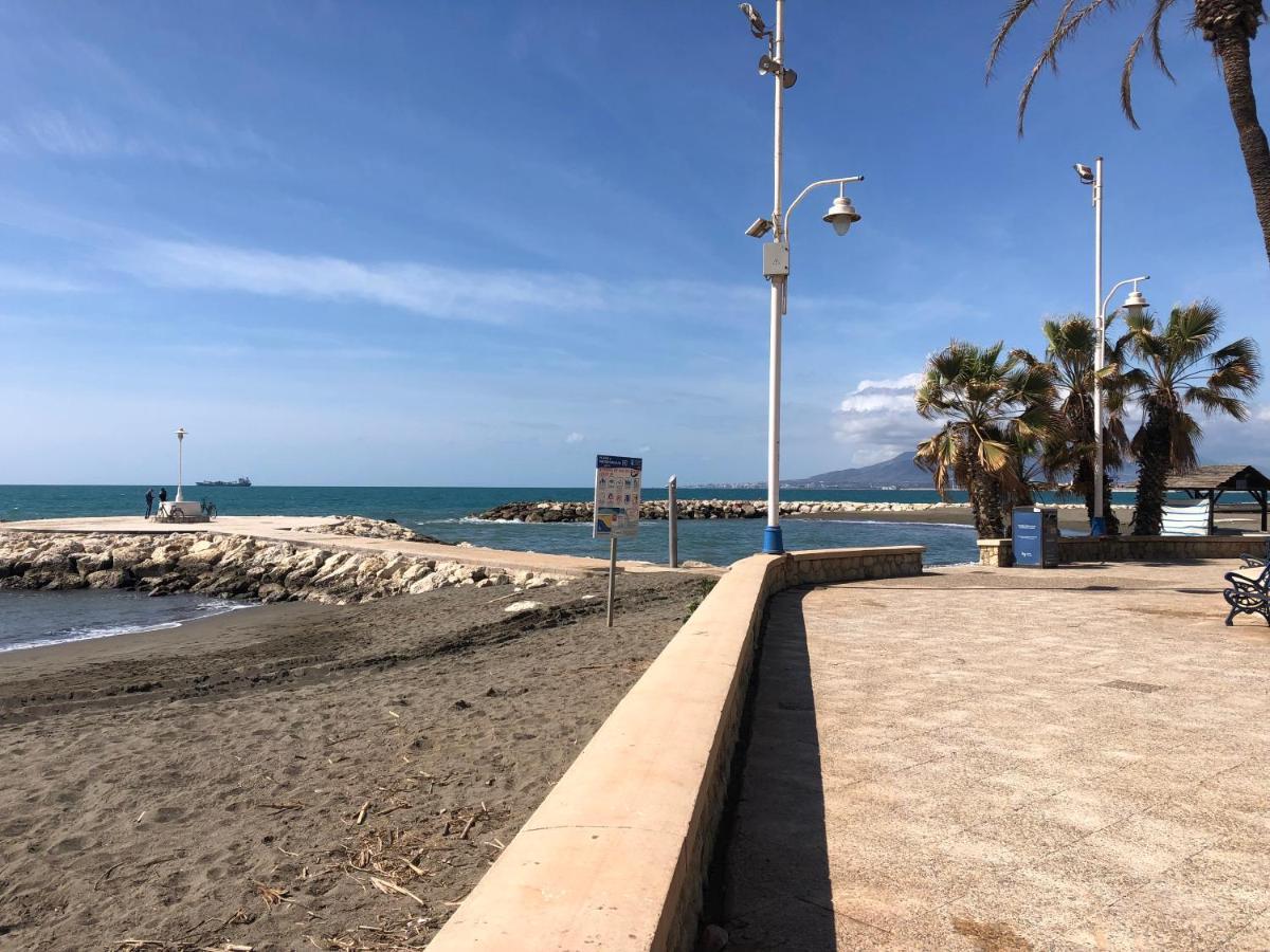 Piso En Pedregalejo A 50m De La Playa. Malaga