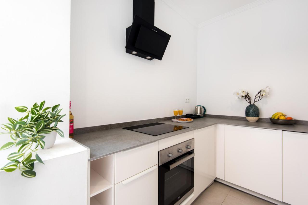 Tour Apartment- Elegance & Confort In The Historic Center Apartment *