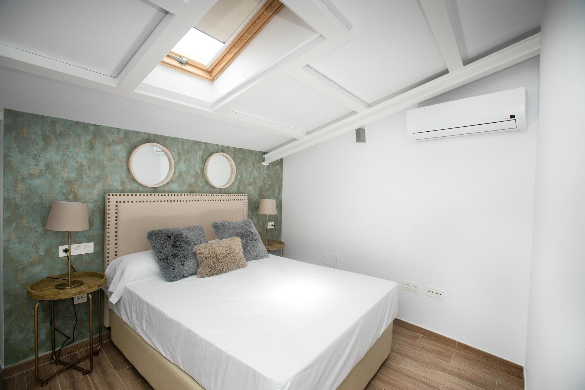 Feelathome Martires Apartment