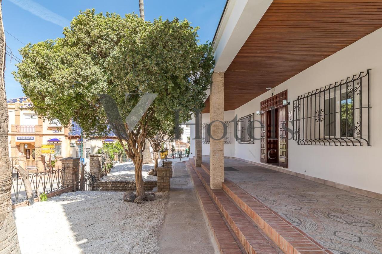 Ayz Silvela - Auto Check-in Guest house