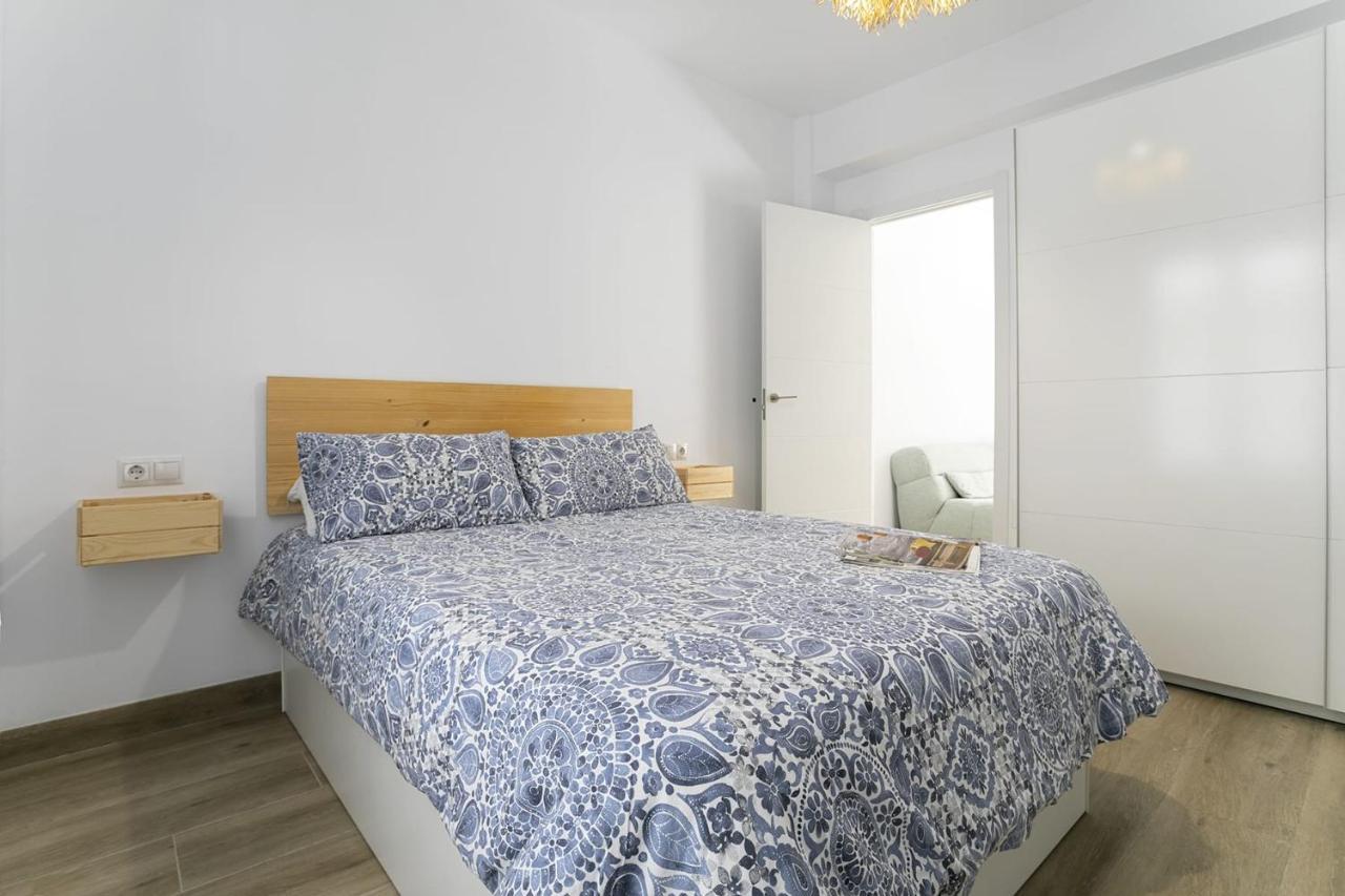 Apartment Precioso Con Patio Málaga