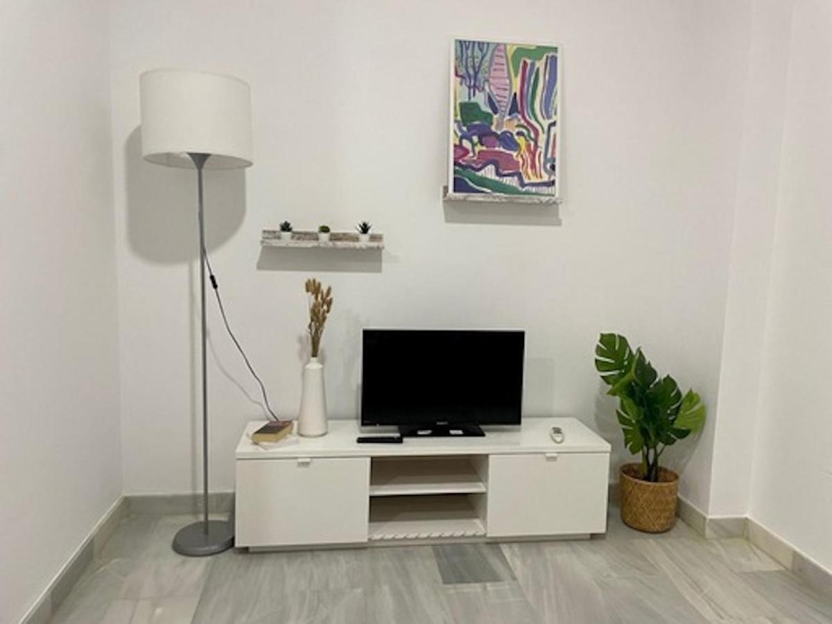 Holidays2malaga Jinetes Junto Casco Histórico&parking Apartamento