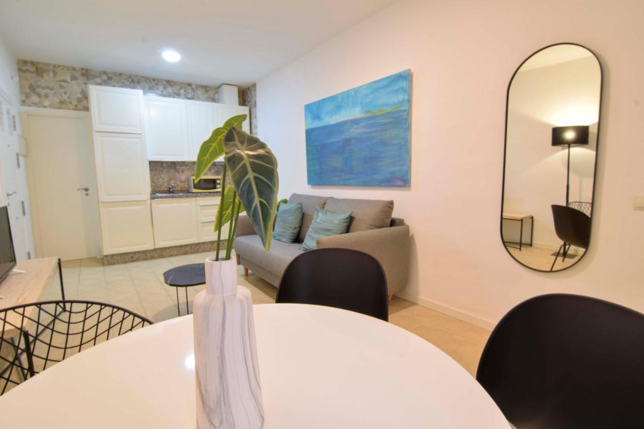 Letmalaga Economy Young Clemens Apartment Málaga