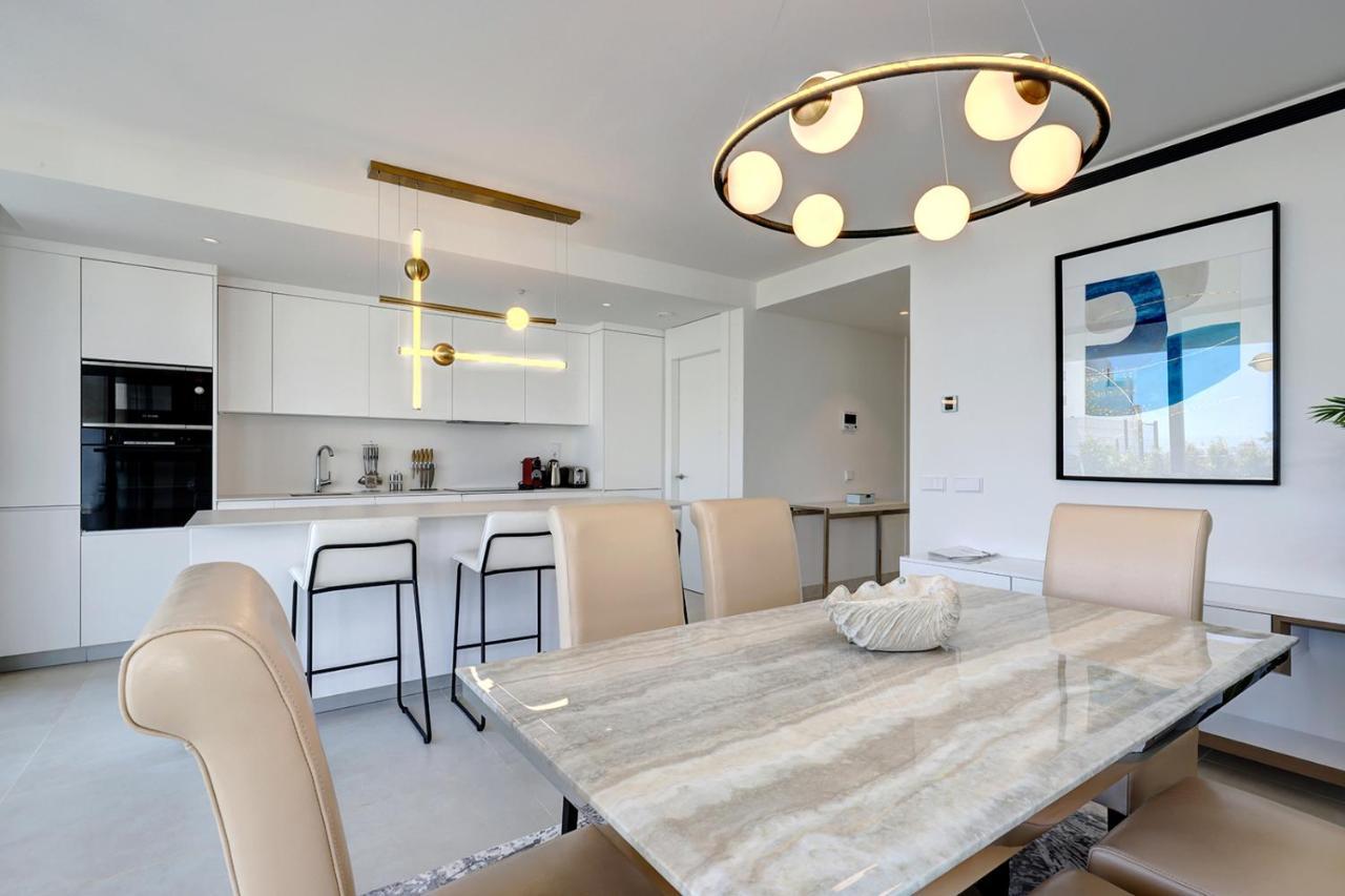 Apartment 092 - Modern, Spacious El Higueron With Private Garden & Bbq *