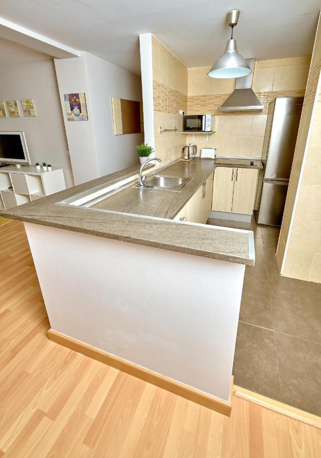 Holidays2malaga Salitre 3 Bedroom Up To 7 People High Speed Wifi Apartment