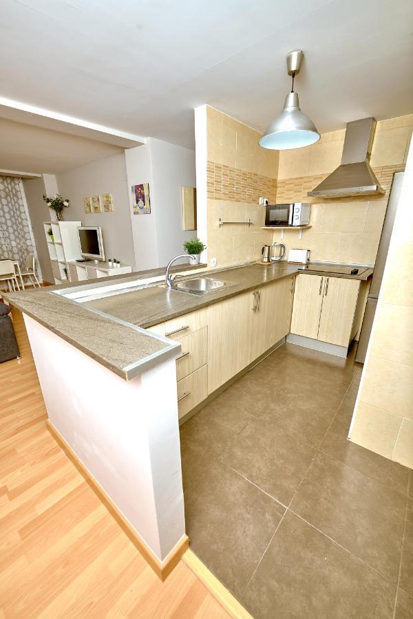 Holidays2malaga Salitre 3 Bedroom Up To 7 People High Speed Wifi Apartamento *