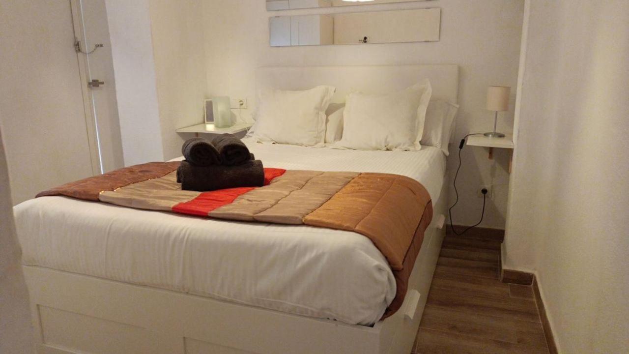 Holidays2malaga Velarde Cerca Hospital Civil Y Centro