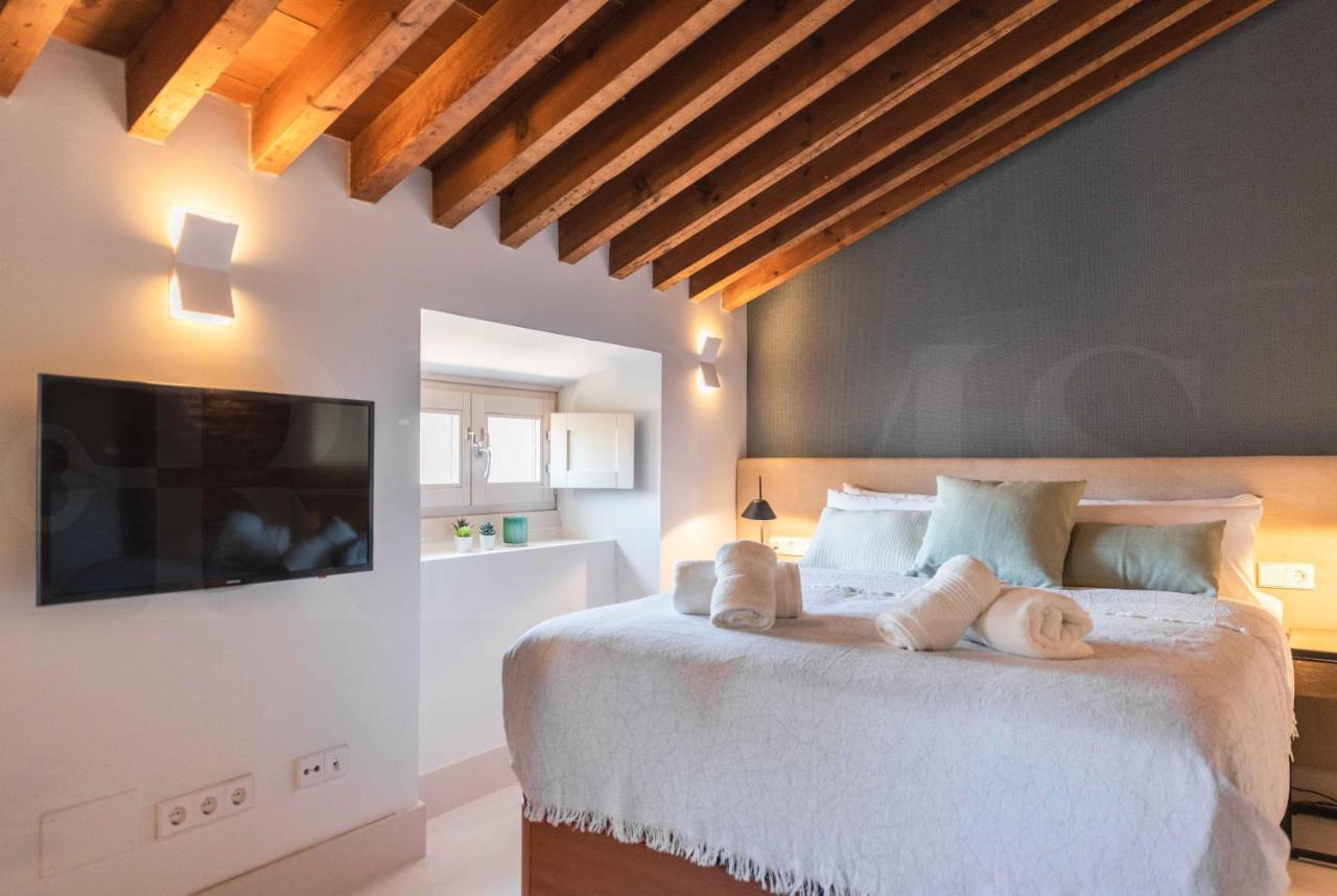 Superb Mediterranean Attic In The Heart Of By Rems * Málaga