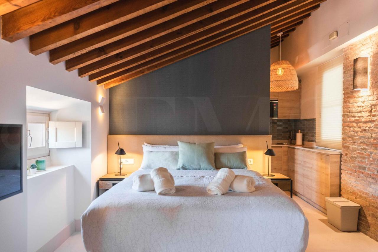 Apartment Superb Mediterranean Attic In The Heart Of By Rems Málaga