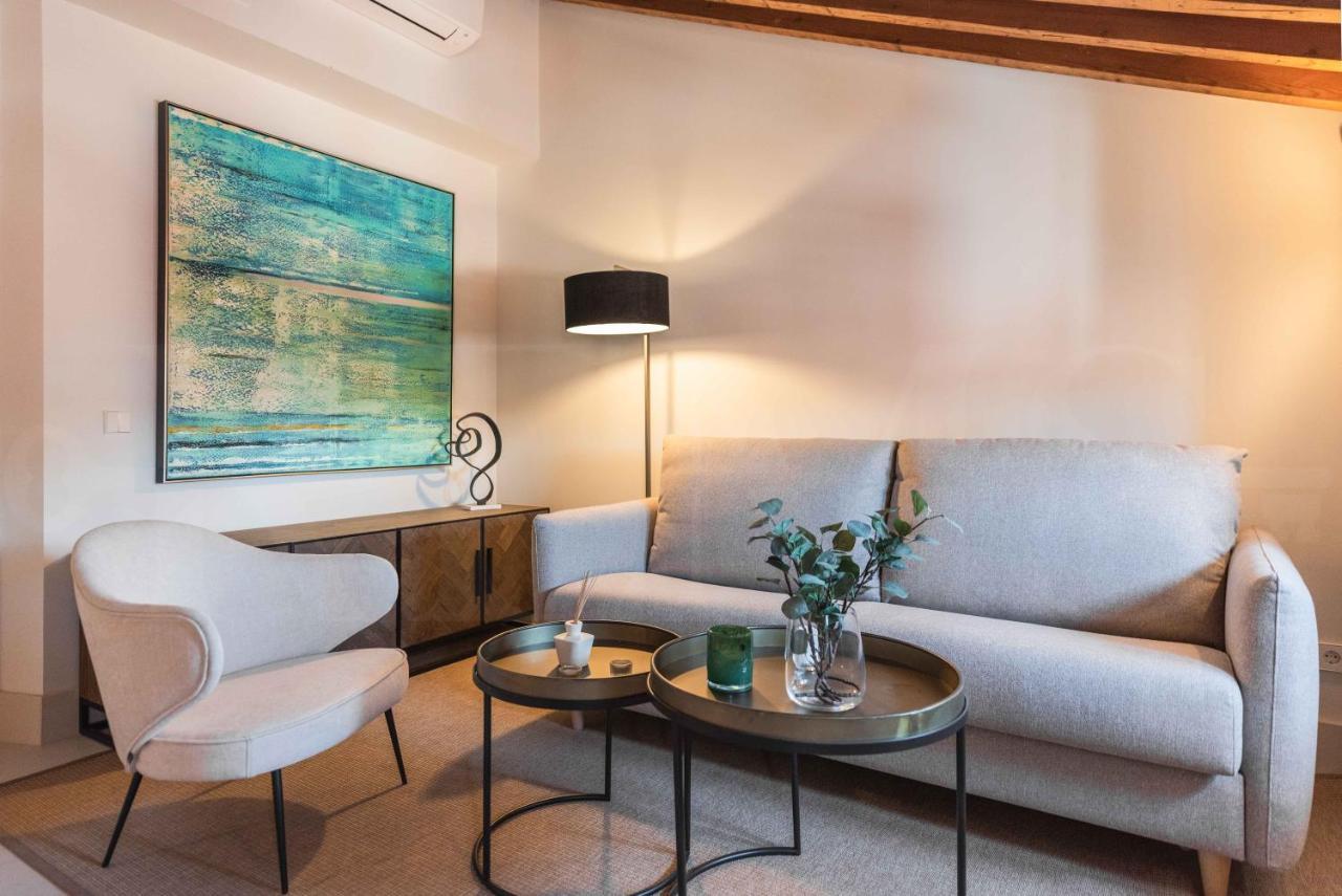Apartment Superb Mediterranean Attic In The Heart Of By Rems Málaga
