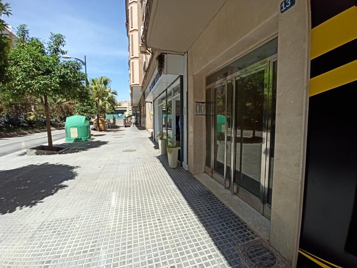 Apartamento Holidays2malaga Salitre 3 Bedroom Up To 7 People High Speed Wifi Málaga