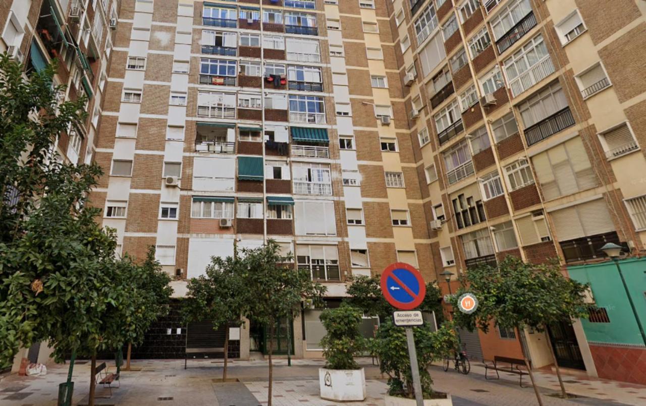 Holidays2malaga Reyna Manescau Apartments- Zona Huelin & 450 Mts De La Playa Apartment Málaga