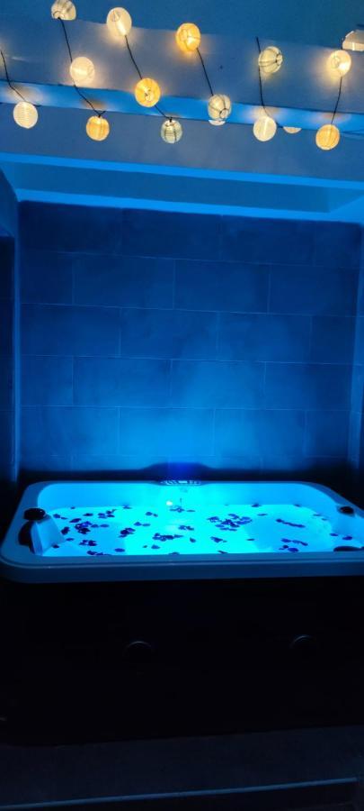 Relax - Private Jacuzzi/spa With 2bedrooms * Málaga