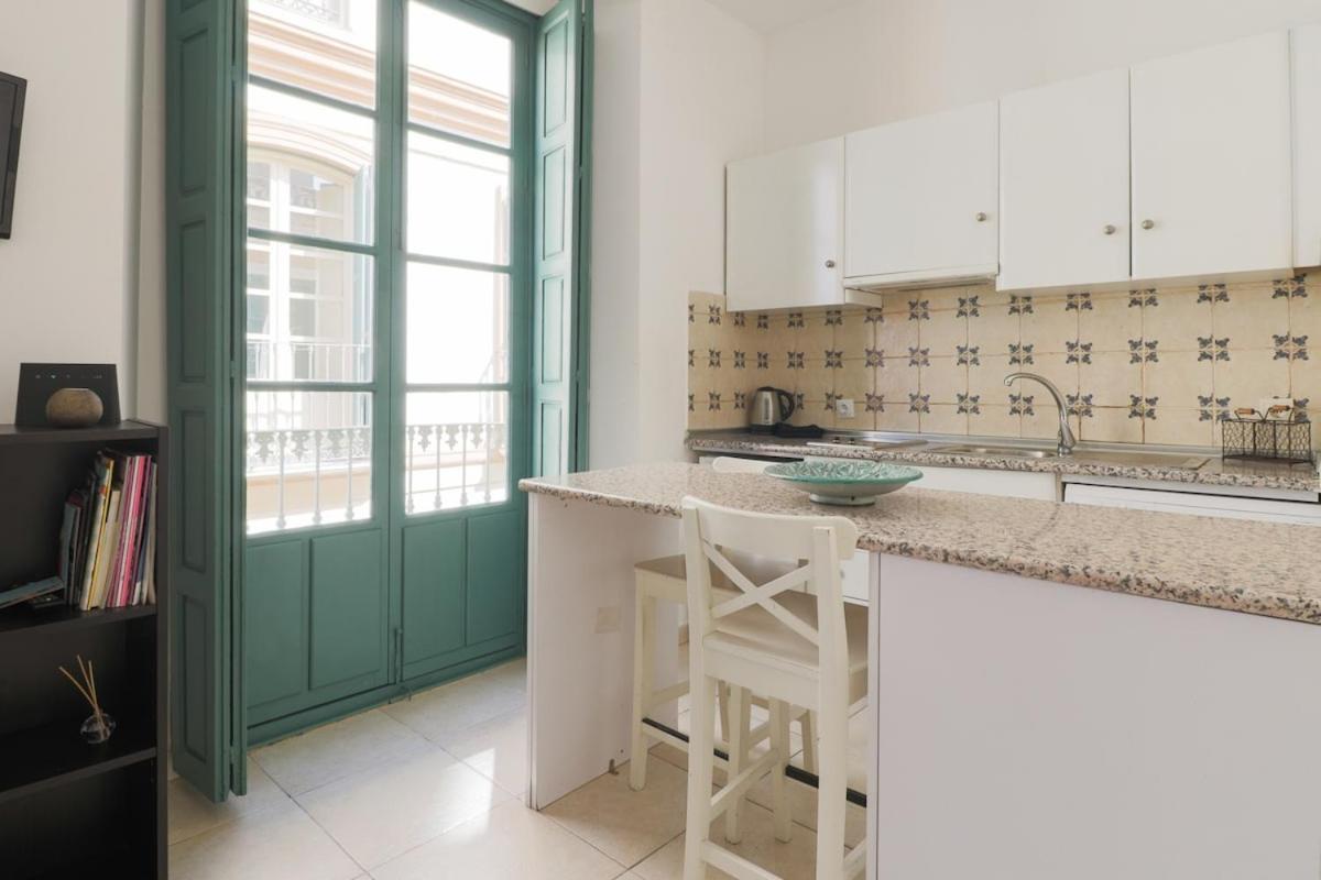 Apartment C32 - Cosy Getaway In The Historical Center Of Málaga