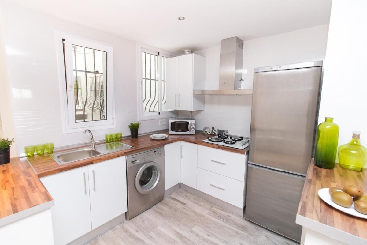 C16 - Modern & Comfortable 4 Beds Apartment Malaga