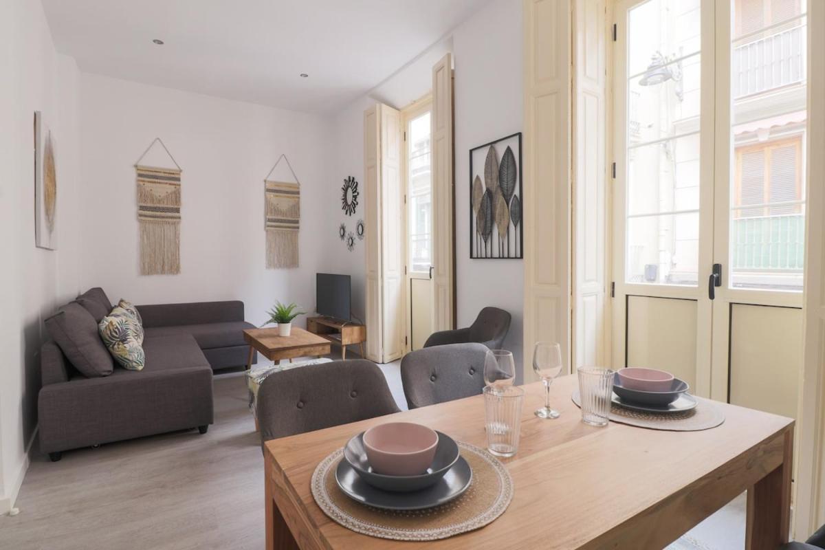 C93 - Trendy Two Bedrooms In Ollerias *