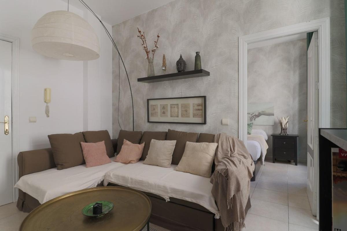C32 - Cosy Getaway In The Historical Center Of Apartment