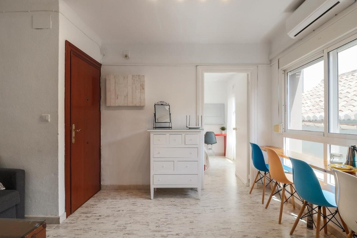 Apartment C34 - One Bedroom Next To Alcazaba *
