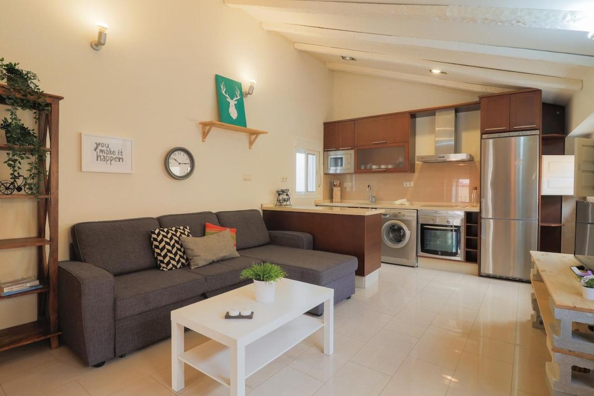 C28 - Mitjana Luminous Penthouse Apartment Málaga