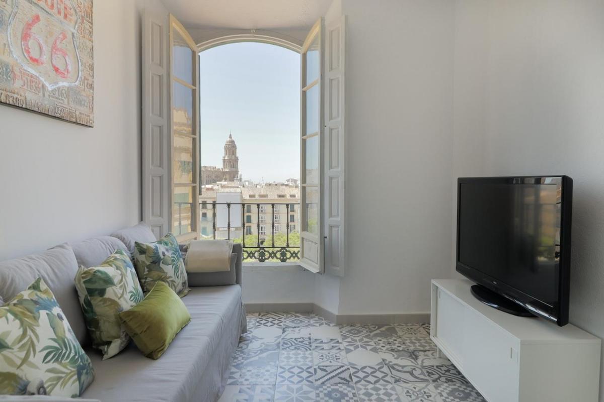 C11 - Cosy 7 Bedrooms In Plaza Merced Malaga