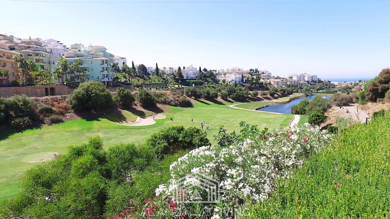 Frontline Golf In Riviera Del Sol With Interior And Exterior Pools And Tennis Court! Apartamento