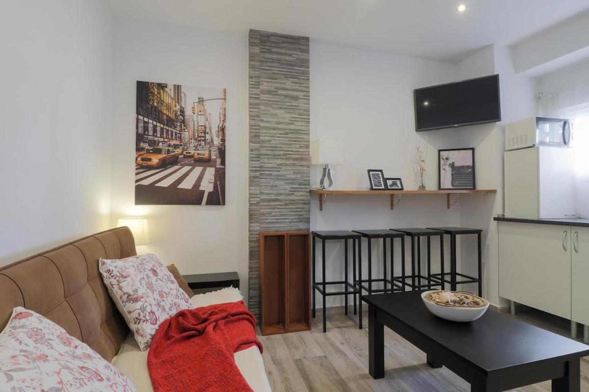 C40 - Warm Duplex In Center * Málaga