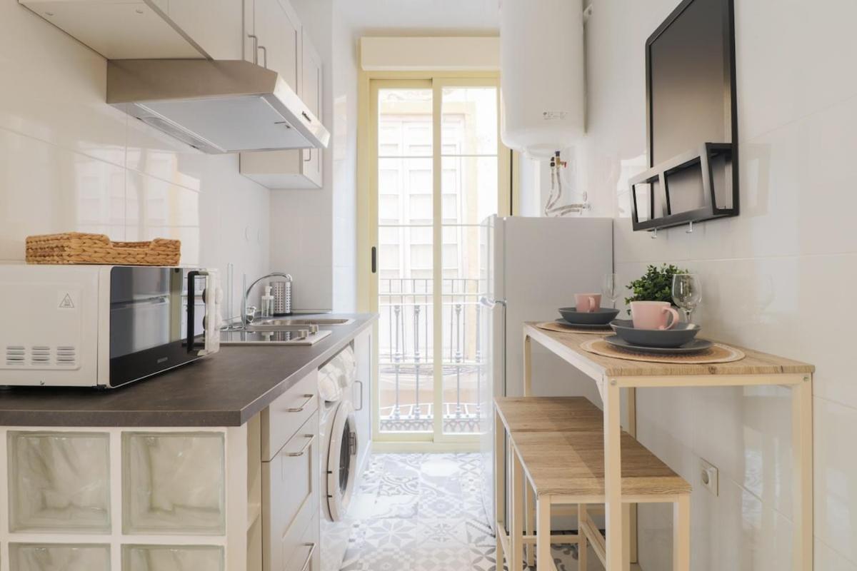 C93 - Trendy Two Bedrooms In Ollerias Apartment Malaga