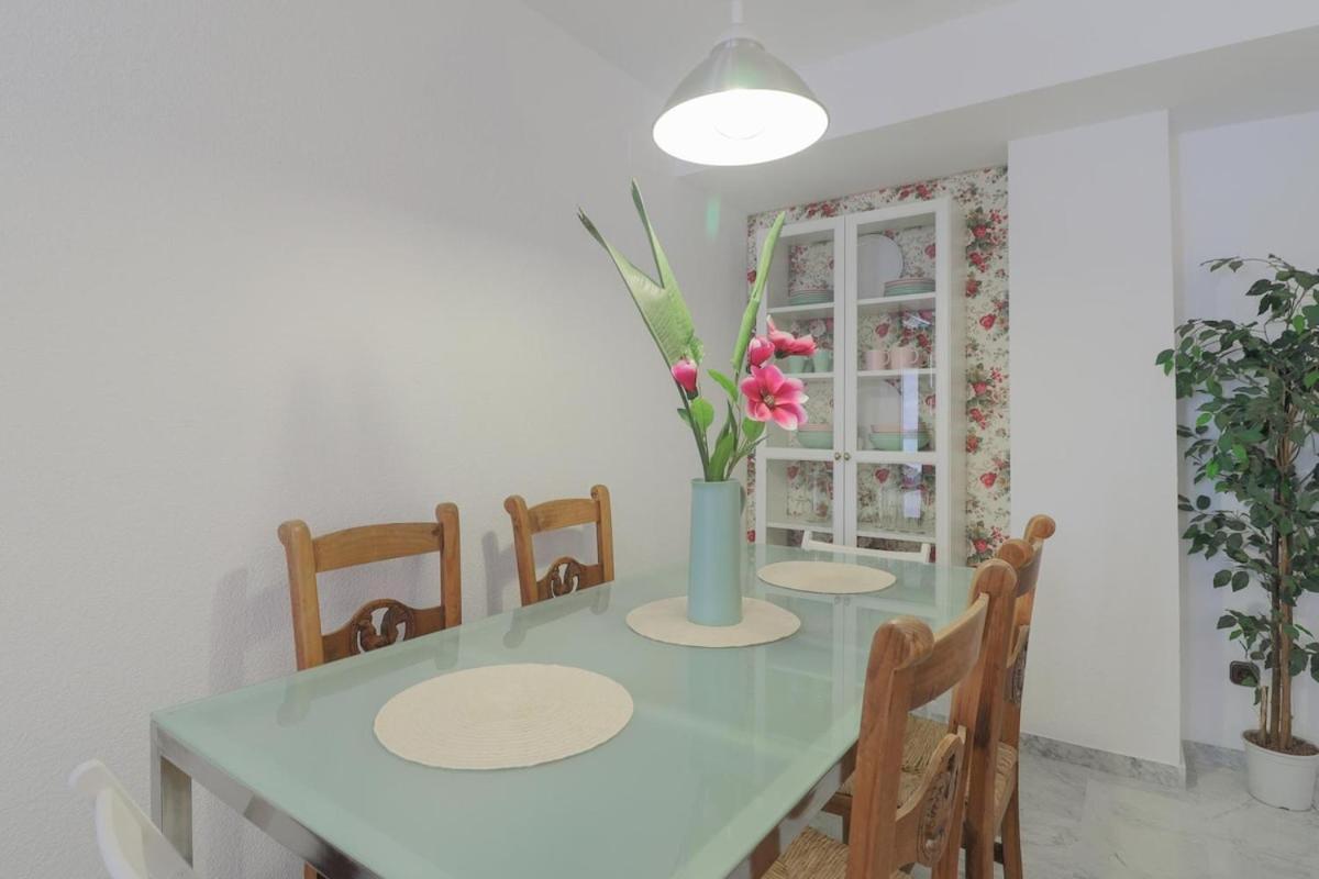 Apartment C69 - Big Retro Malagueta Beach And Downtown *