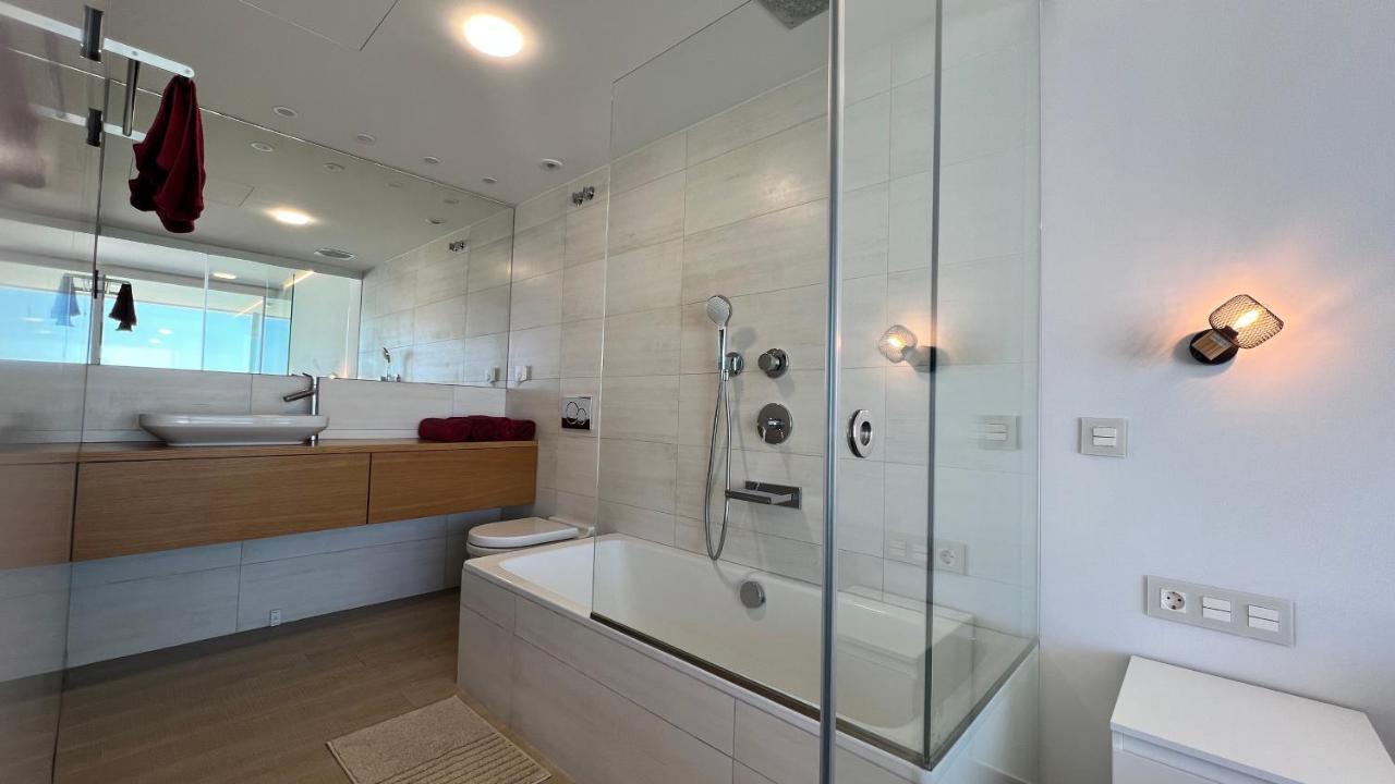 Med1 2Bedroom Seaview Higueron