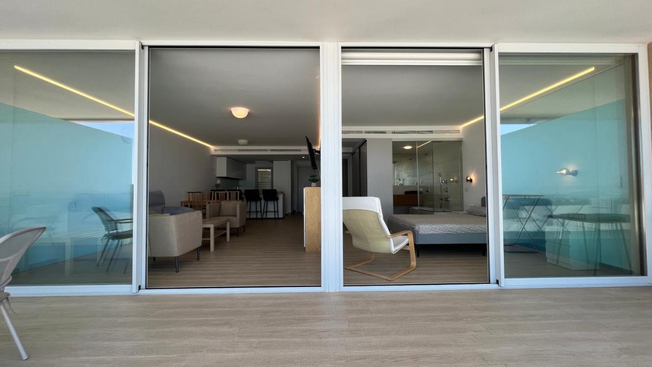 Med1 2Bedroom Seaview Higueron *