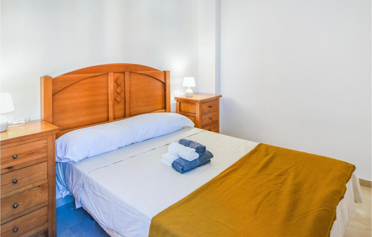 Apartment Stunning In With Outdoor Swimming Pool, 3 Bedrooms And Wifi Málaga