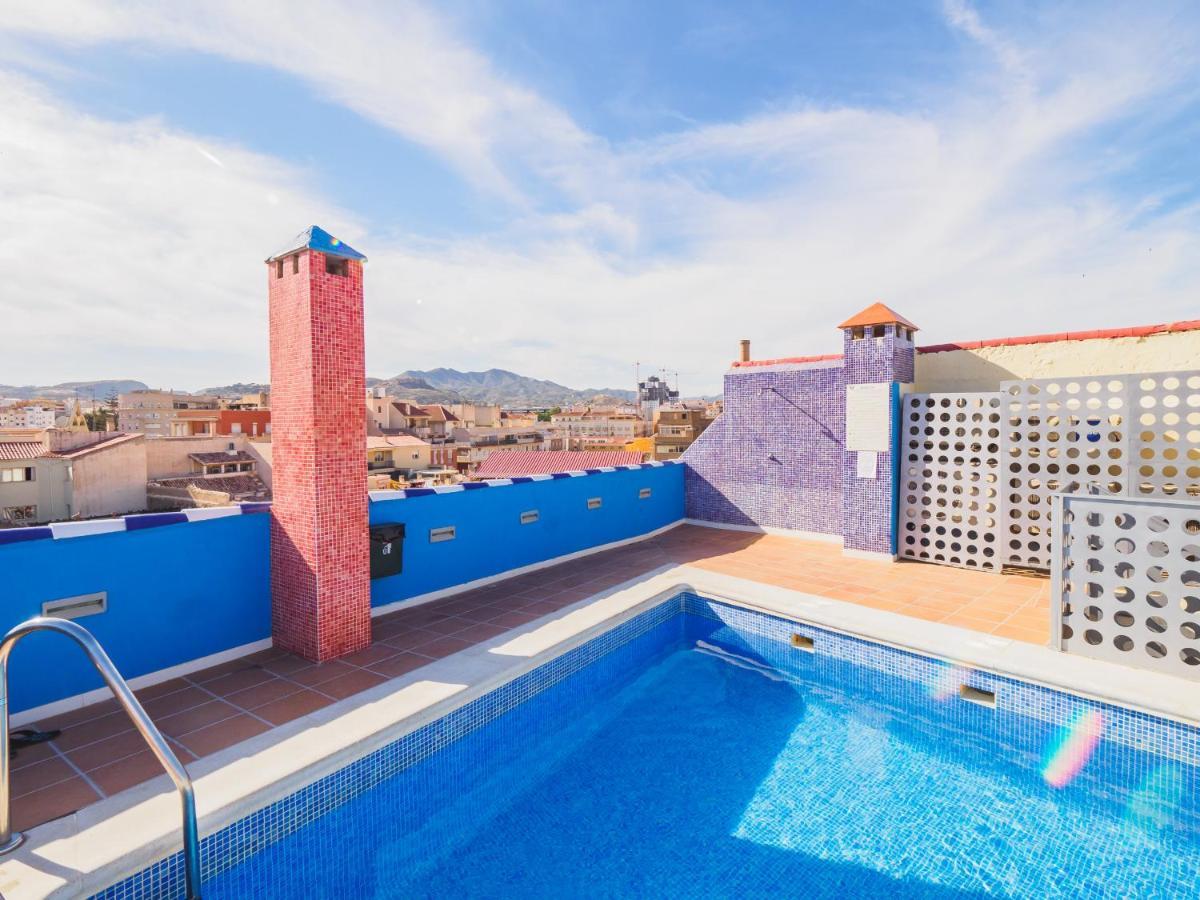 Apartment Cubo's 33 Carreteria 3b *