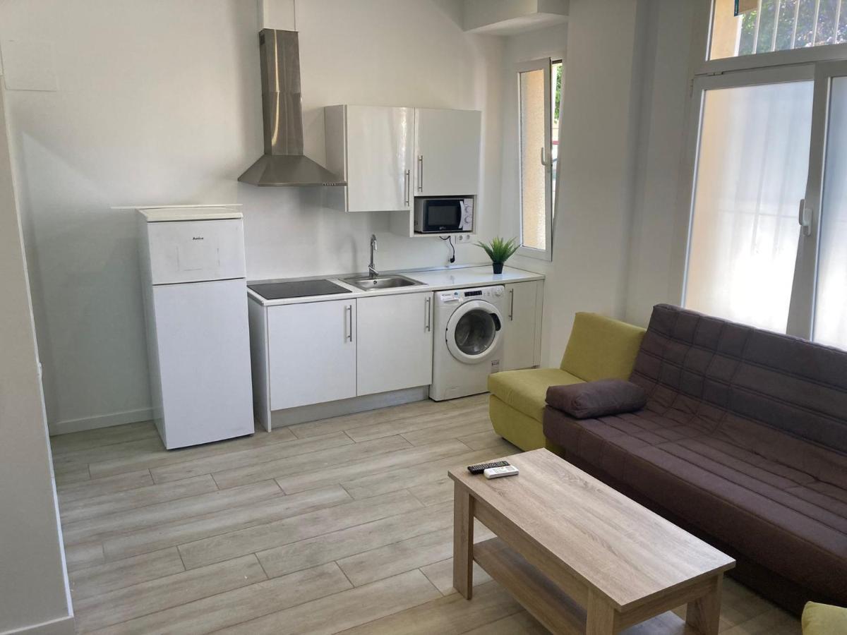 Apartment Velarde Center 3 *