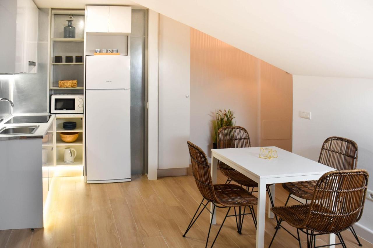 Apartment Holidays2malaga Trinidad Renovated 1 Bedroom Penthouse Close To Center *