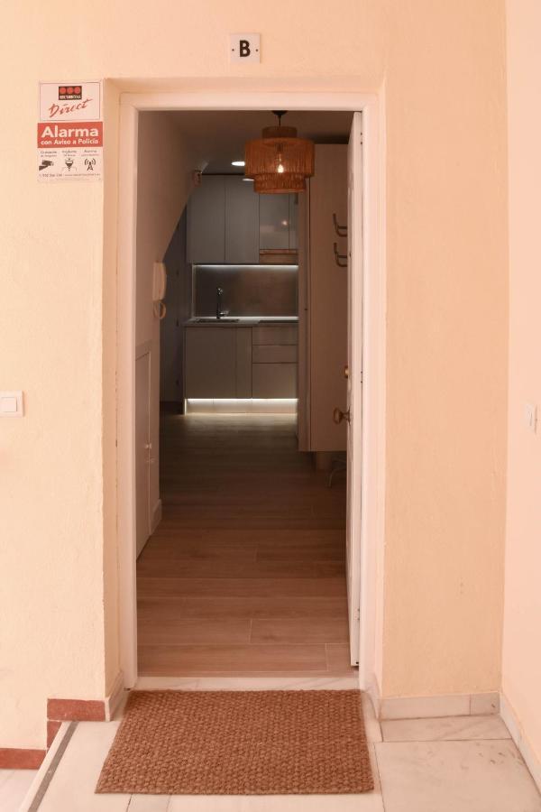 Holidays2malaga Trinidad Renovated 1 Bedroom Penthouse Close To Center * Malaga